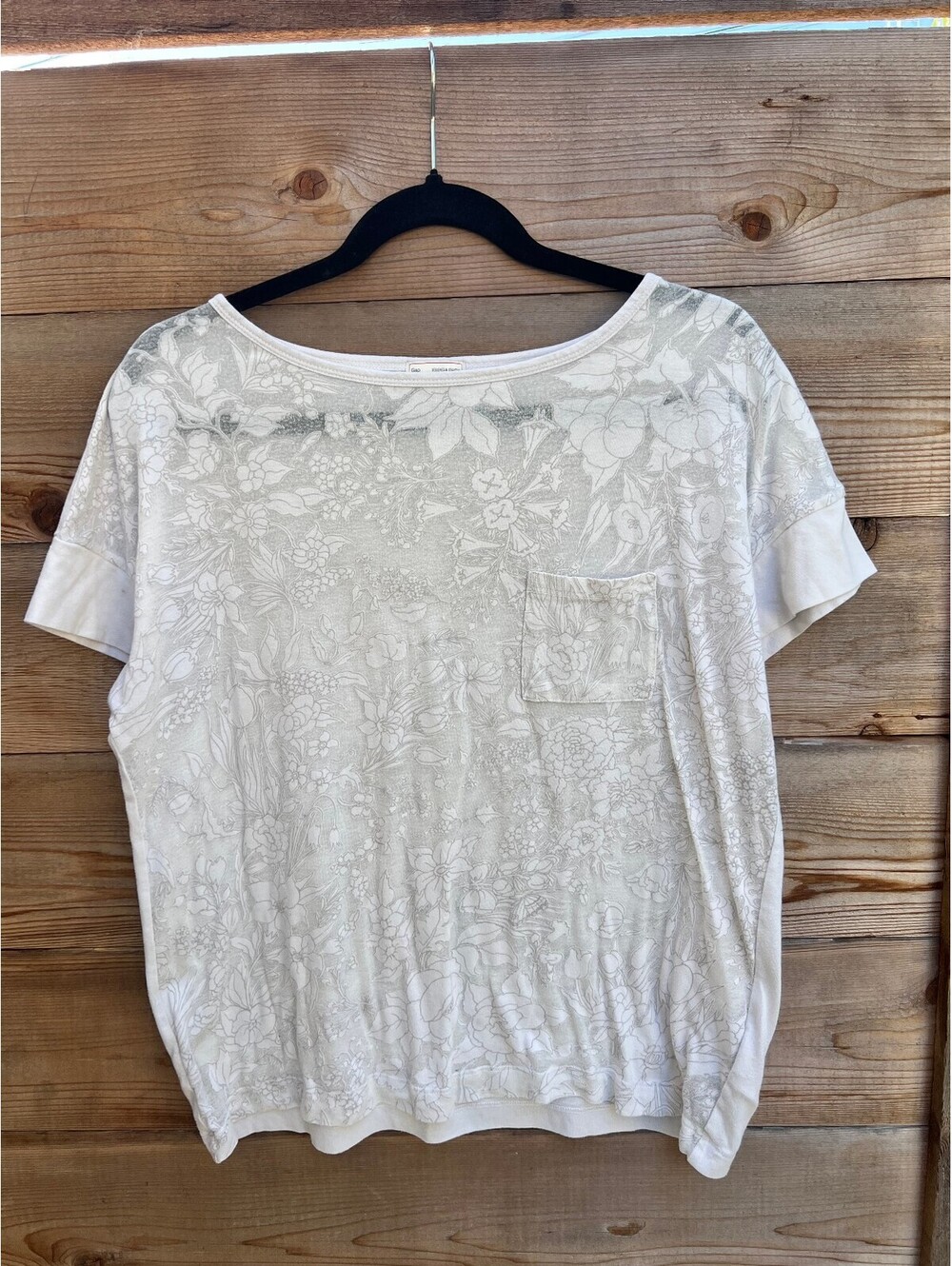 Gap Women's XS Floral Print Short Sleeve T-Shirt with Pocket